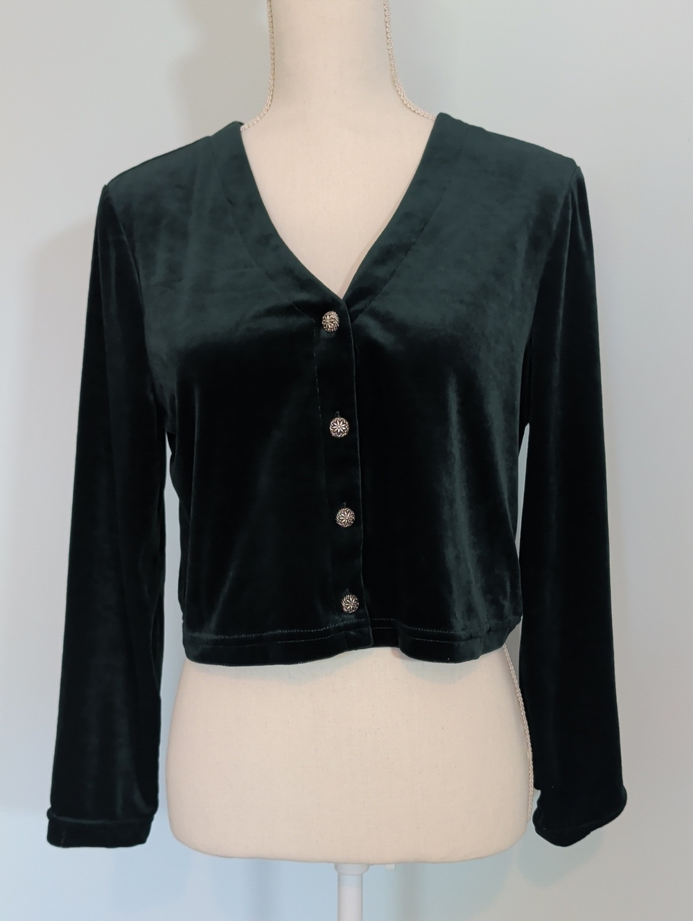 Vintage C.W. Rose Petite Velvet Top in Deep Green button up cropped